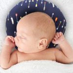 赤ちゃんの絶壁や向き癖寝ハゲ対策におすすめドーナツ型ベビー枕